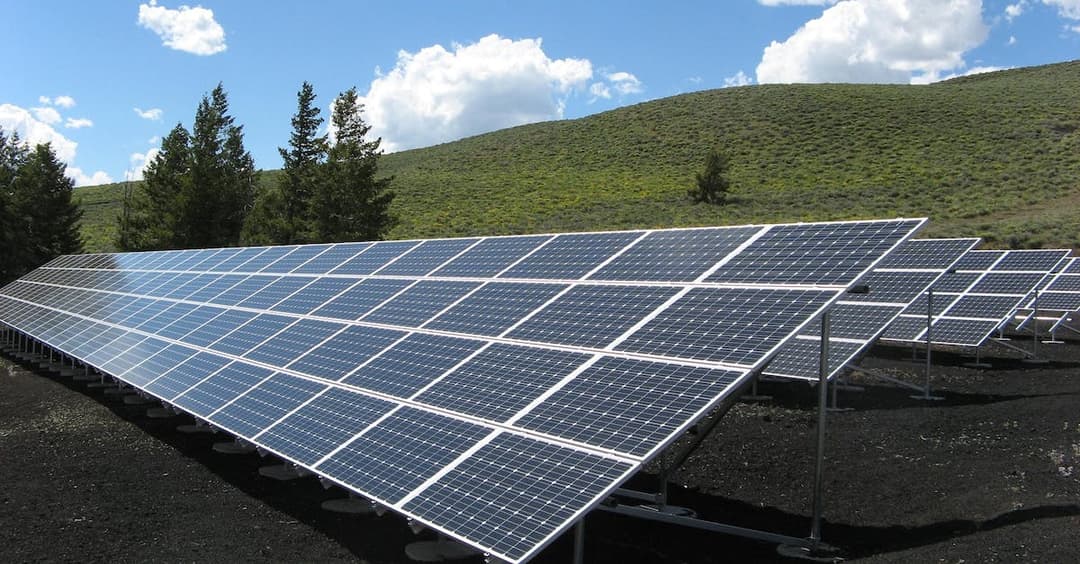 Panele fotowoltaiczne 400W - sprawdź wymiary i ceny paneli solarnych 400W